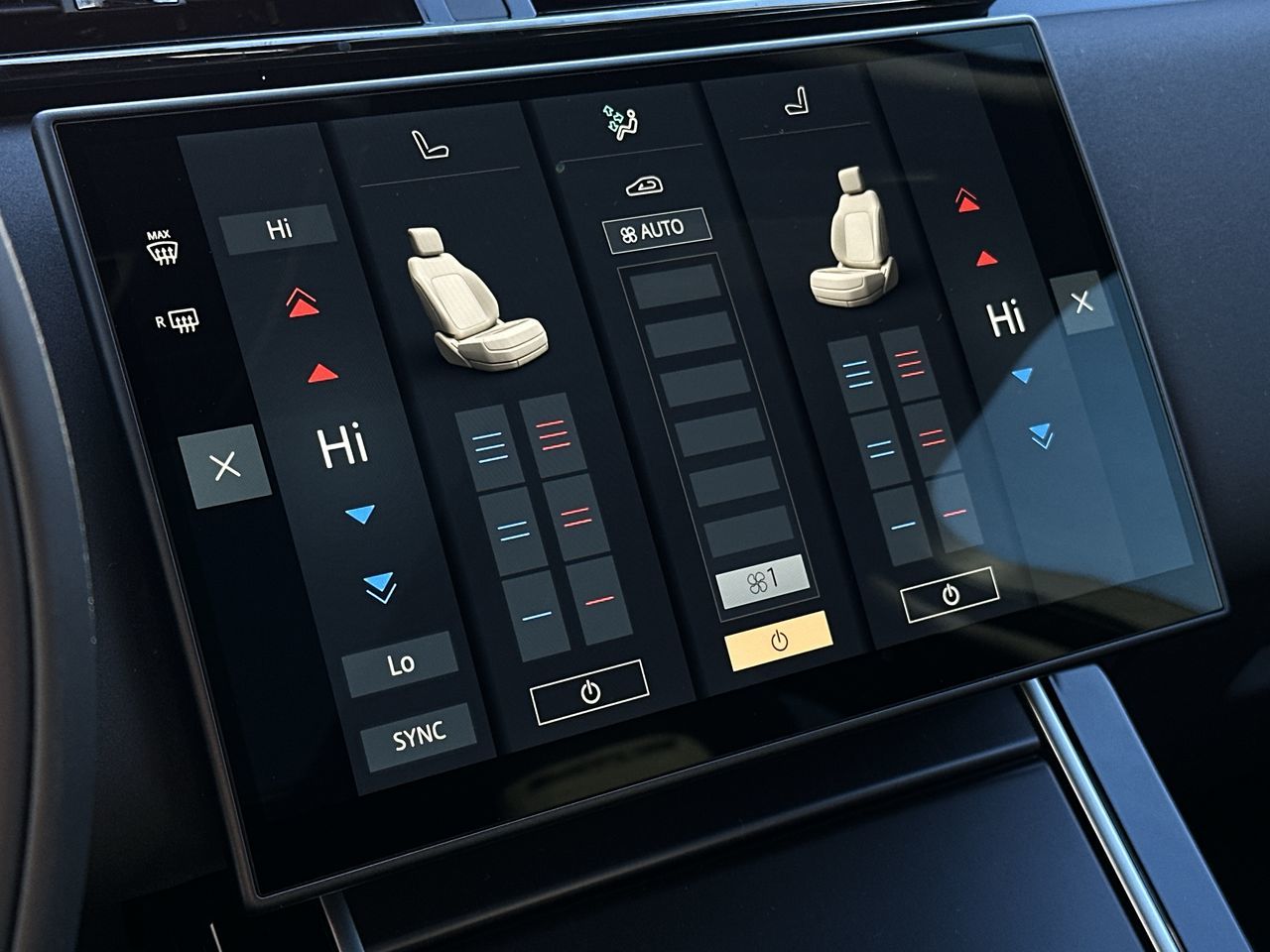 2026  Range Rover Velar