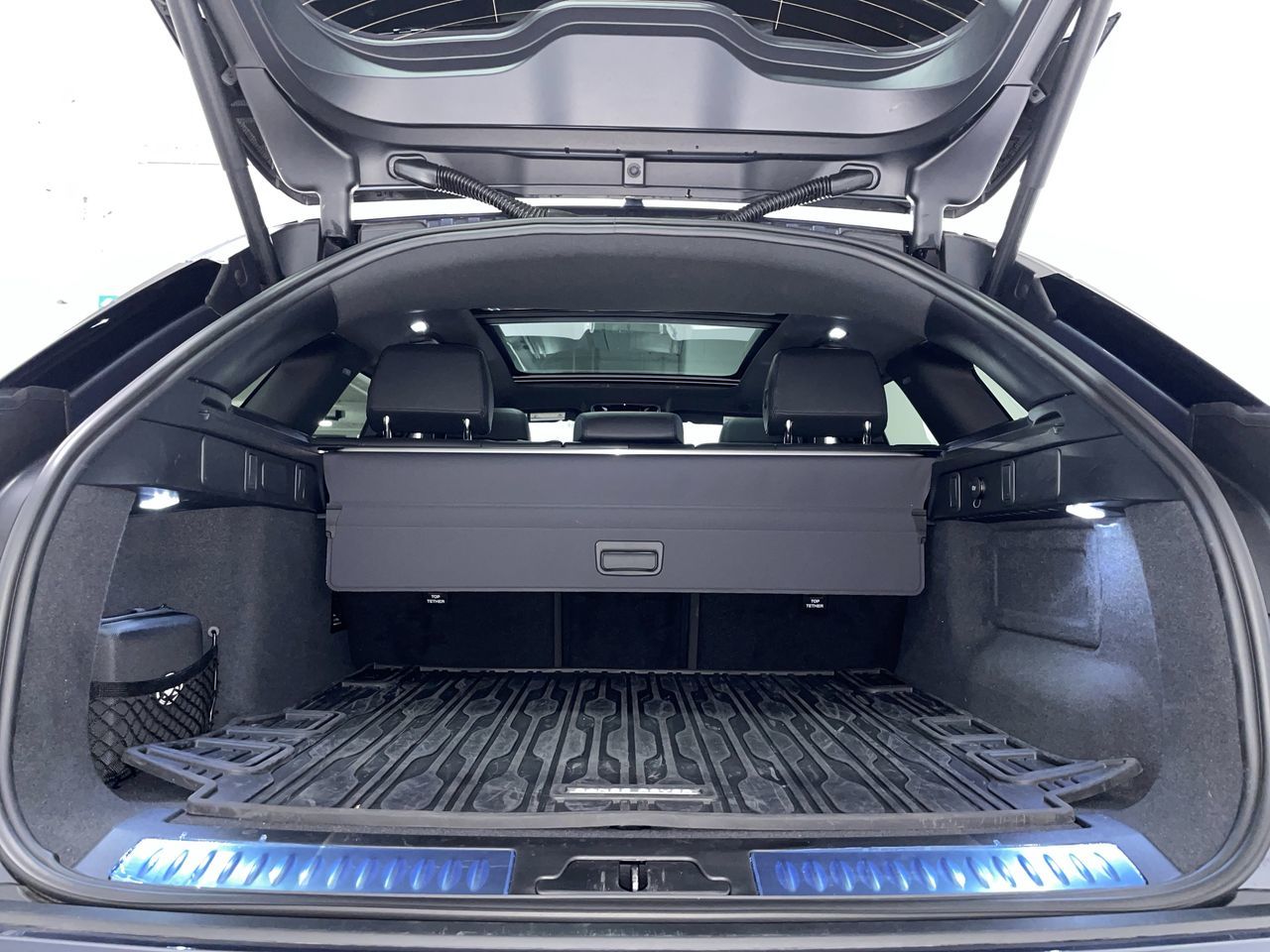 2026 Land Rover Range Rover Velar in Vancouver, British Columbia