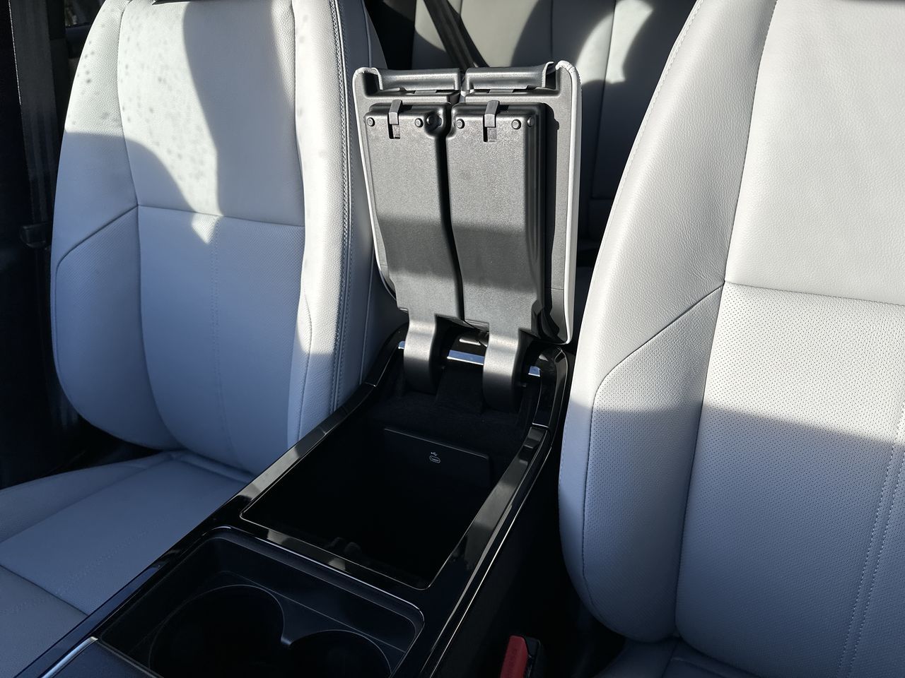 2026  Range Rover Velar