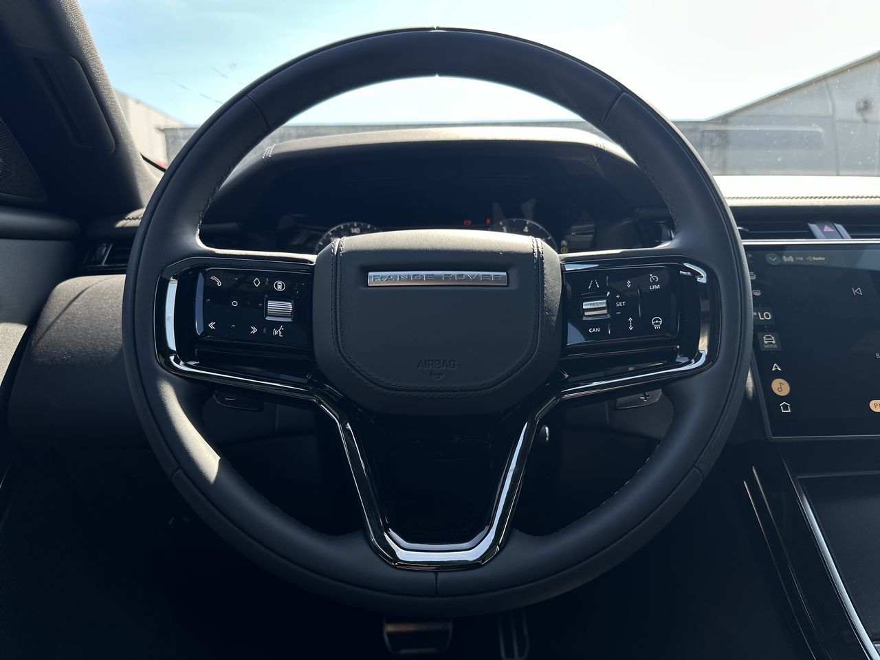 2026  Range Rover Velar