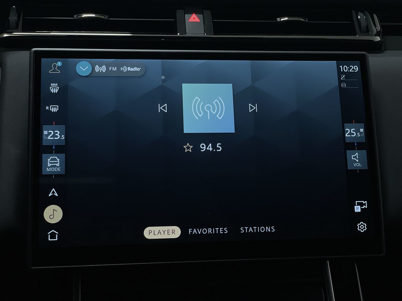 2026  Range Rover Velar