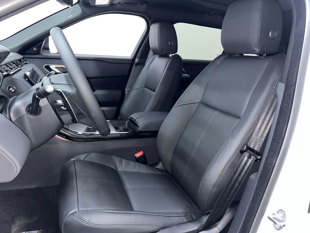 2026  Range Rover Velar