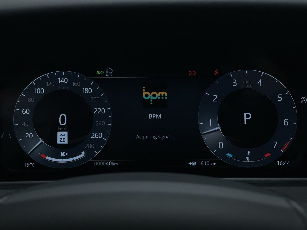 2026  Range Rover Velar