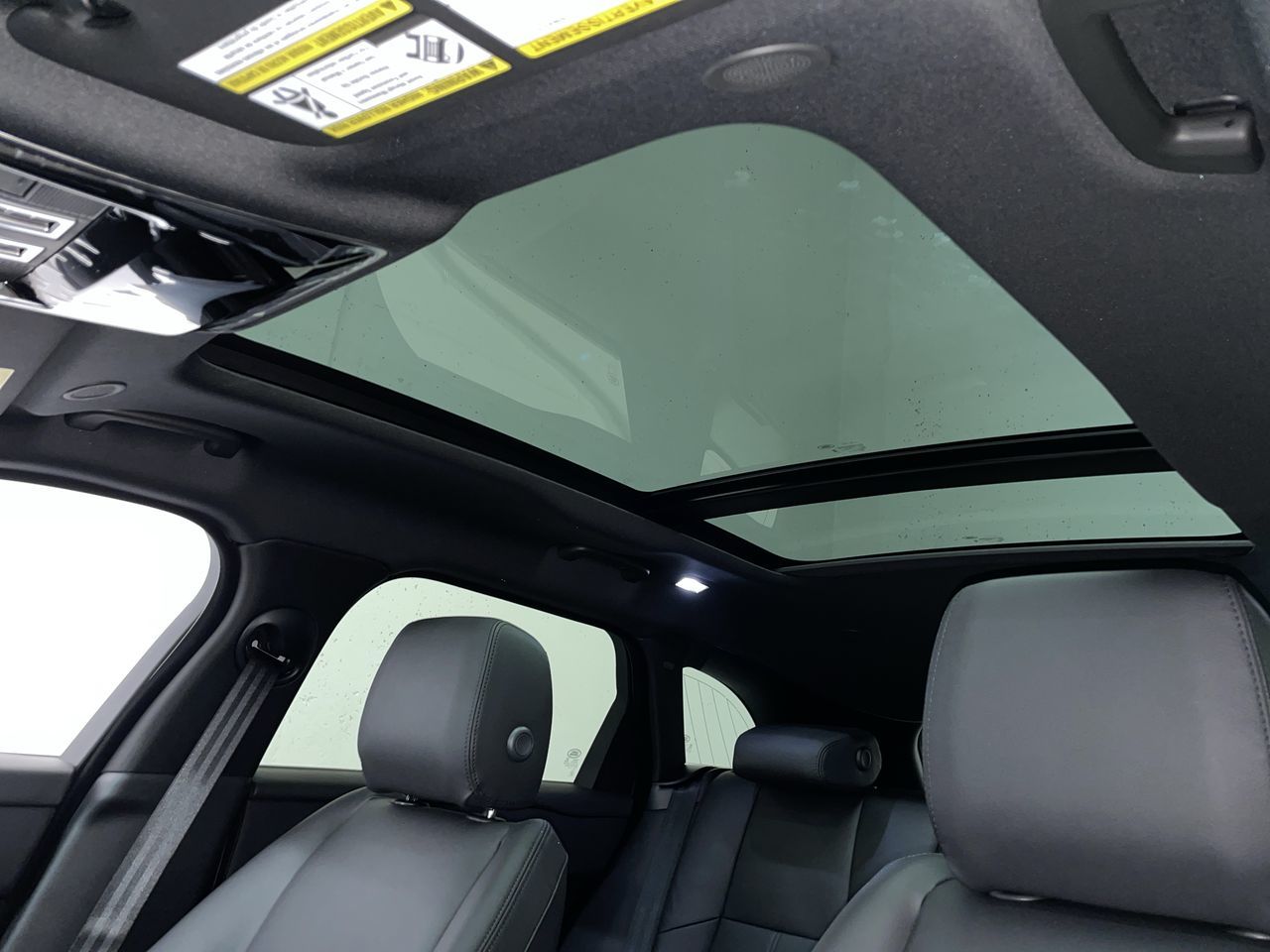 2026  Range Rover Velar