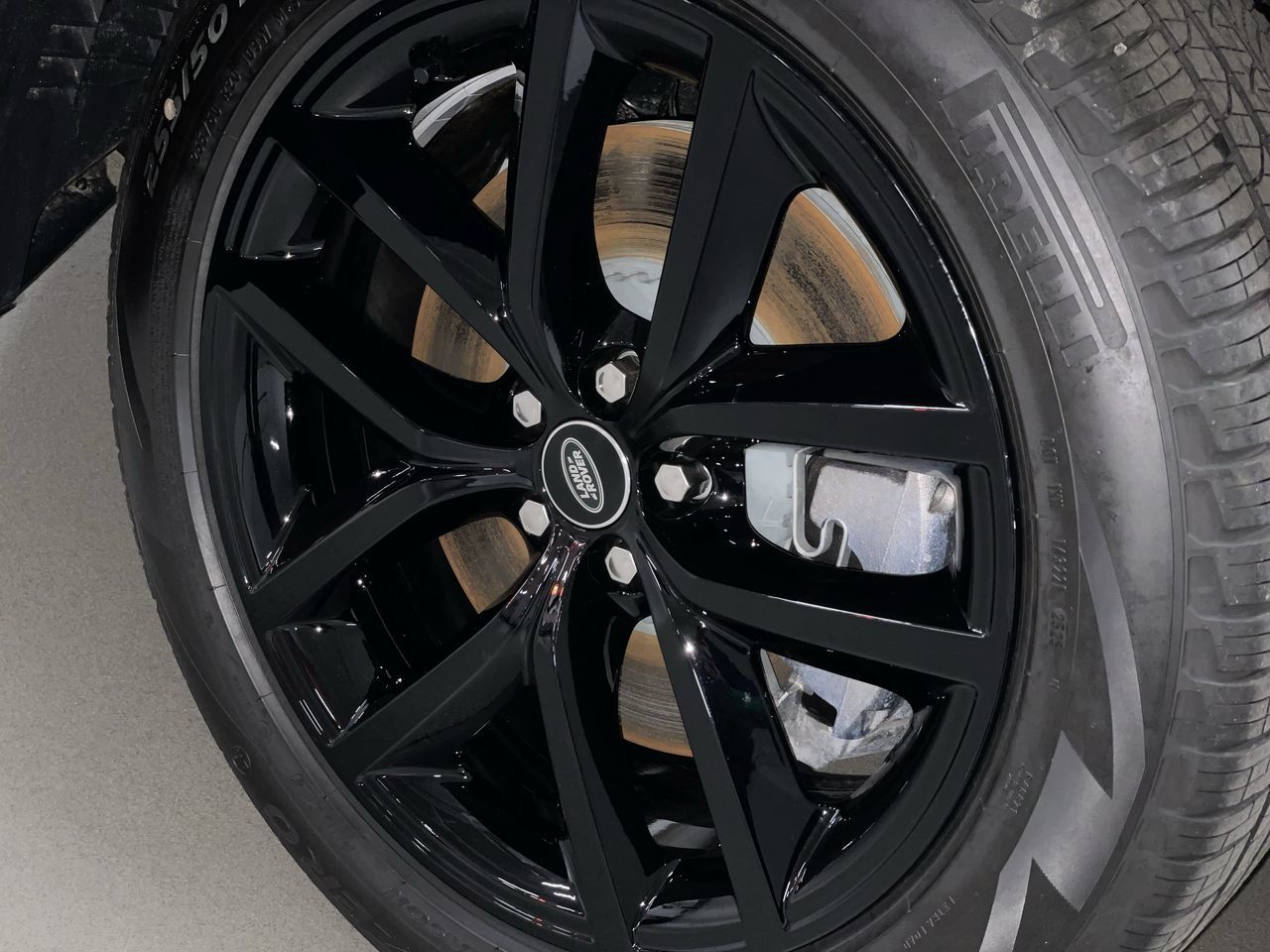 2026  Range Rover Velar