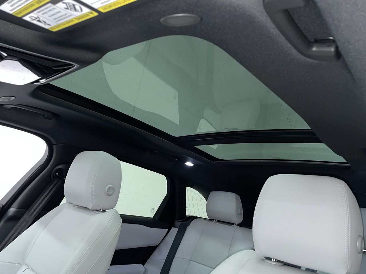 2026  Range Rover Velar