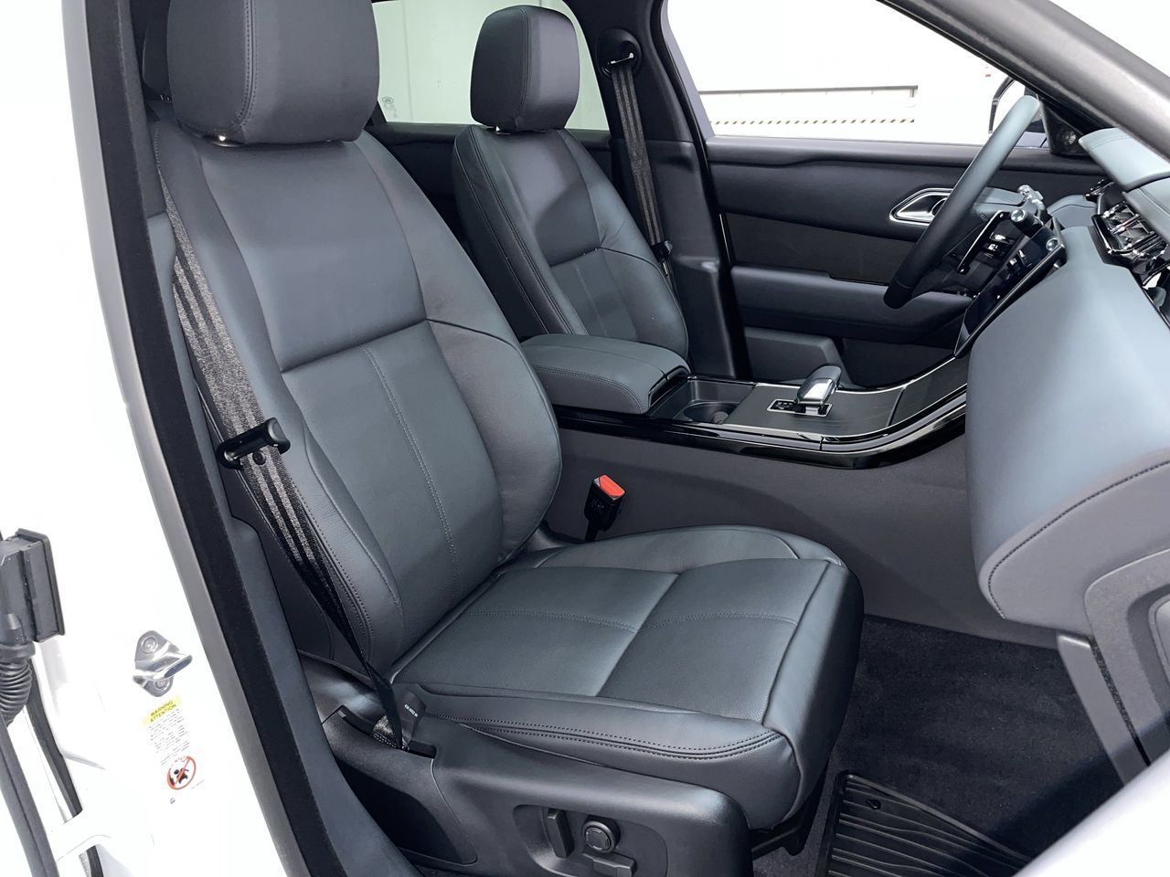 2026  Range Rover Velar