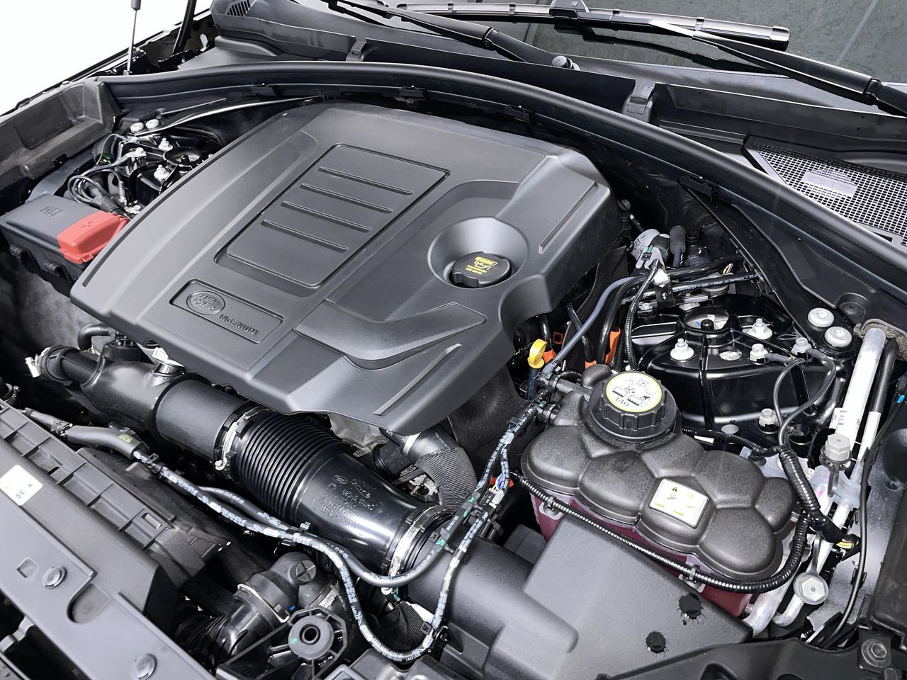 2026  Range Rover Velar