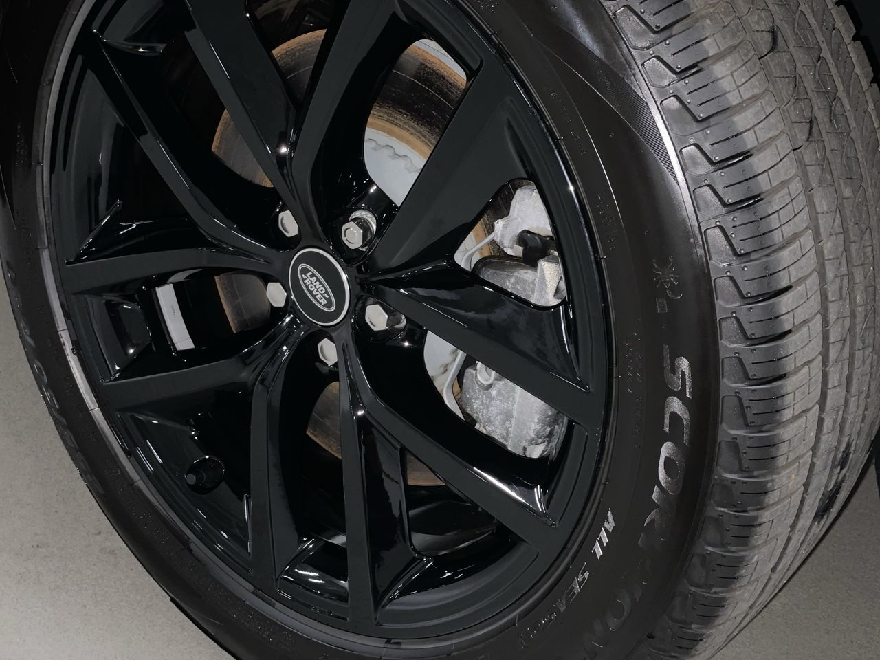 2026  Range Rover Velar