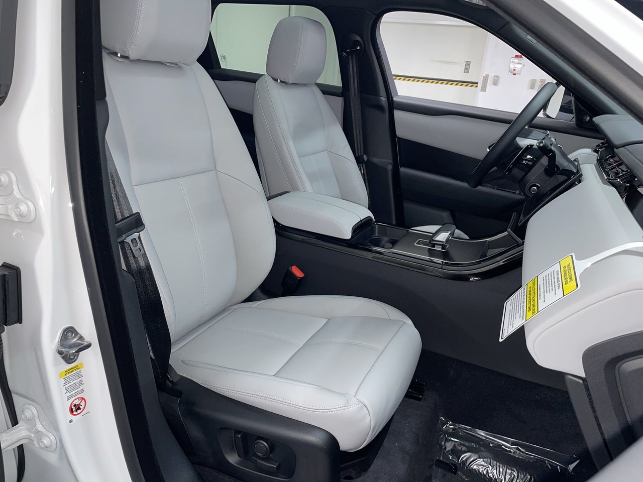 2026  Range Rover Velar