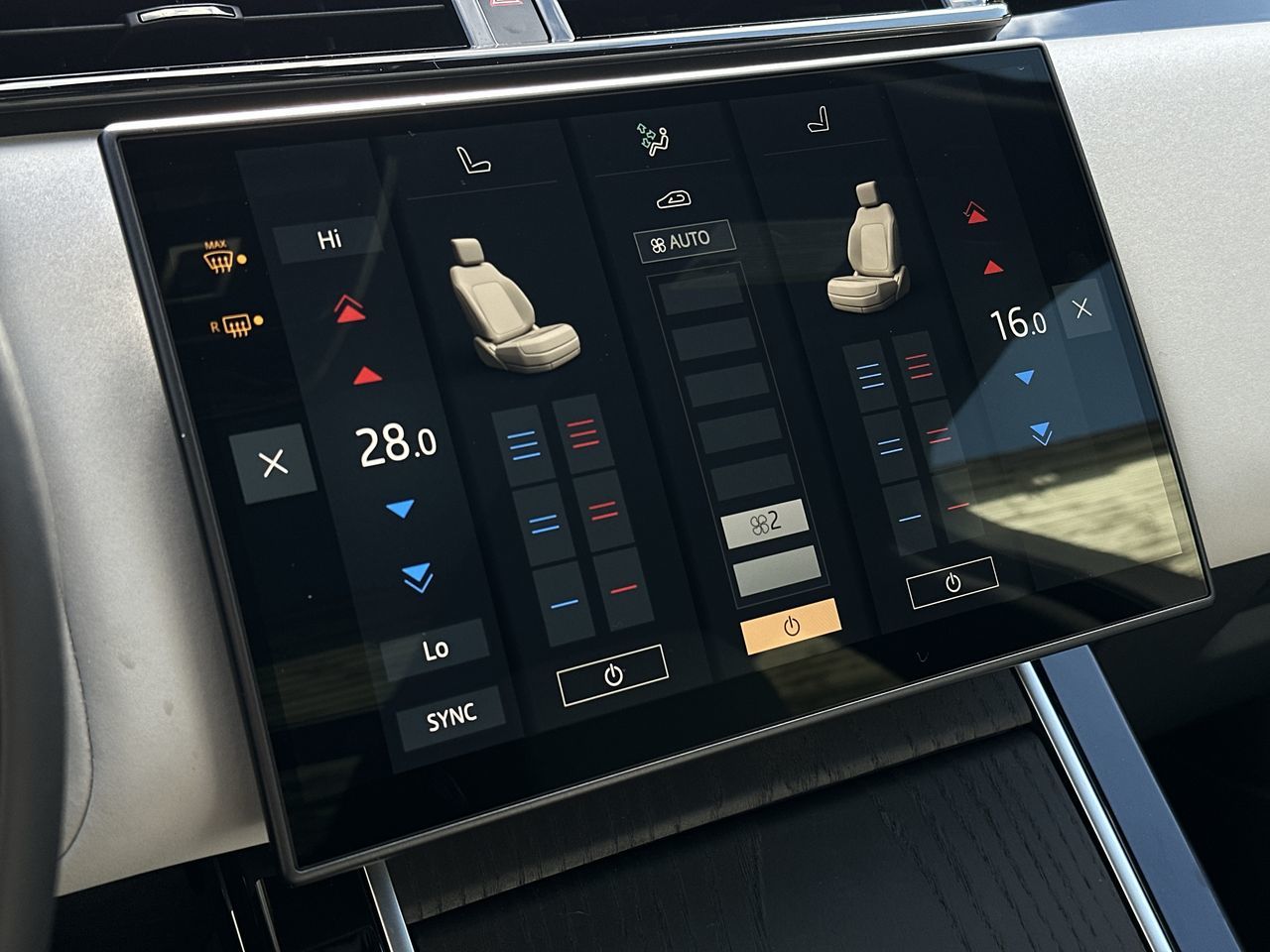 2026  Range Rover Velar