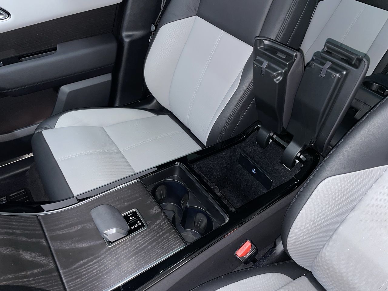 2026 Land Rover Range Rover Velar in Vancouver, British Columbia
