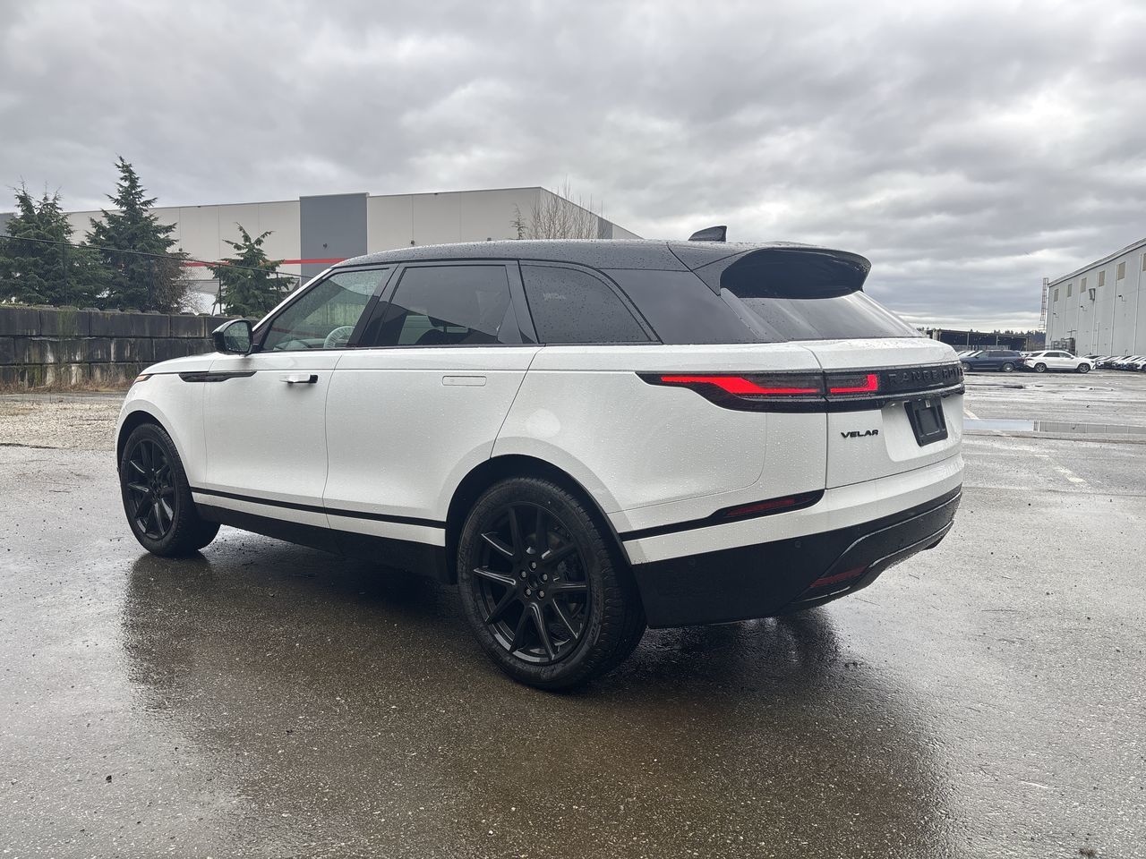 2026  Range Rover Velar