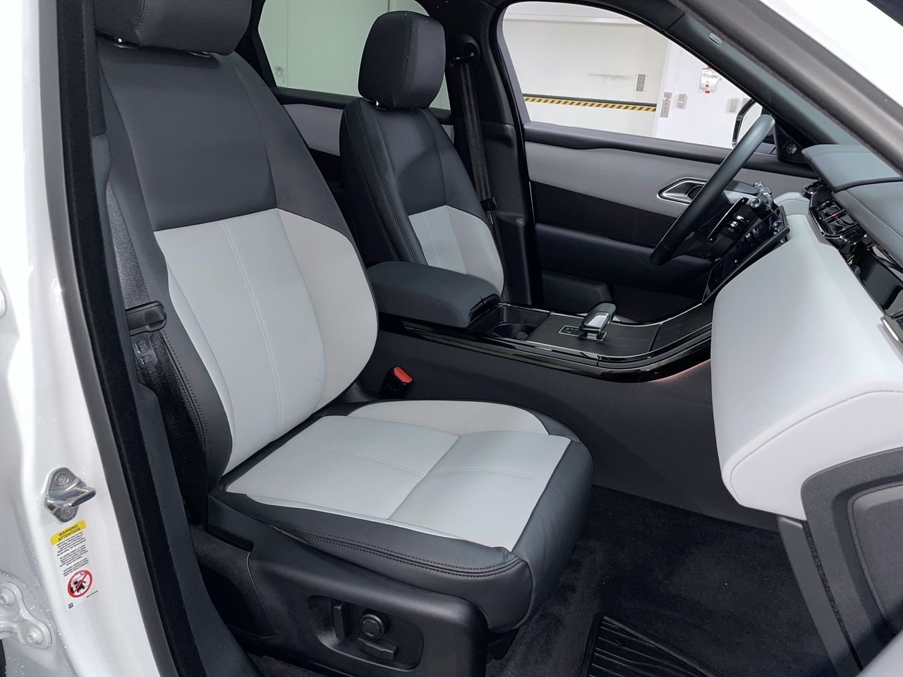 2026 Land Rover Range Rover Velar in Vancouver, British Columbia