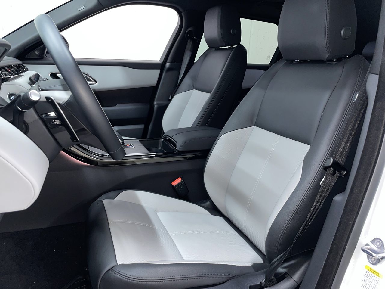 2026 Land Rover Range Rover Velar in Vancouver, British Columbia
