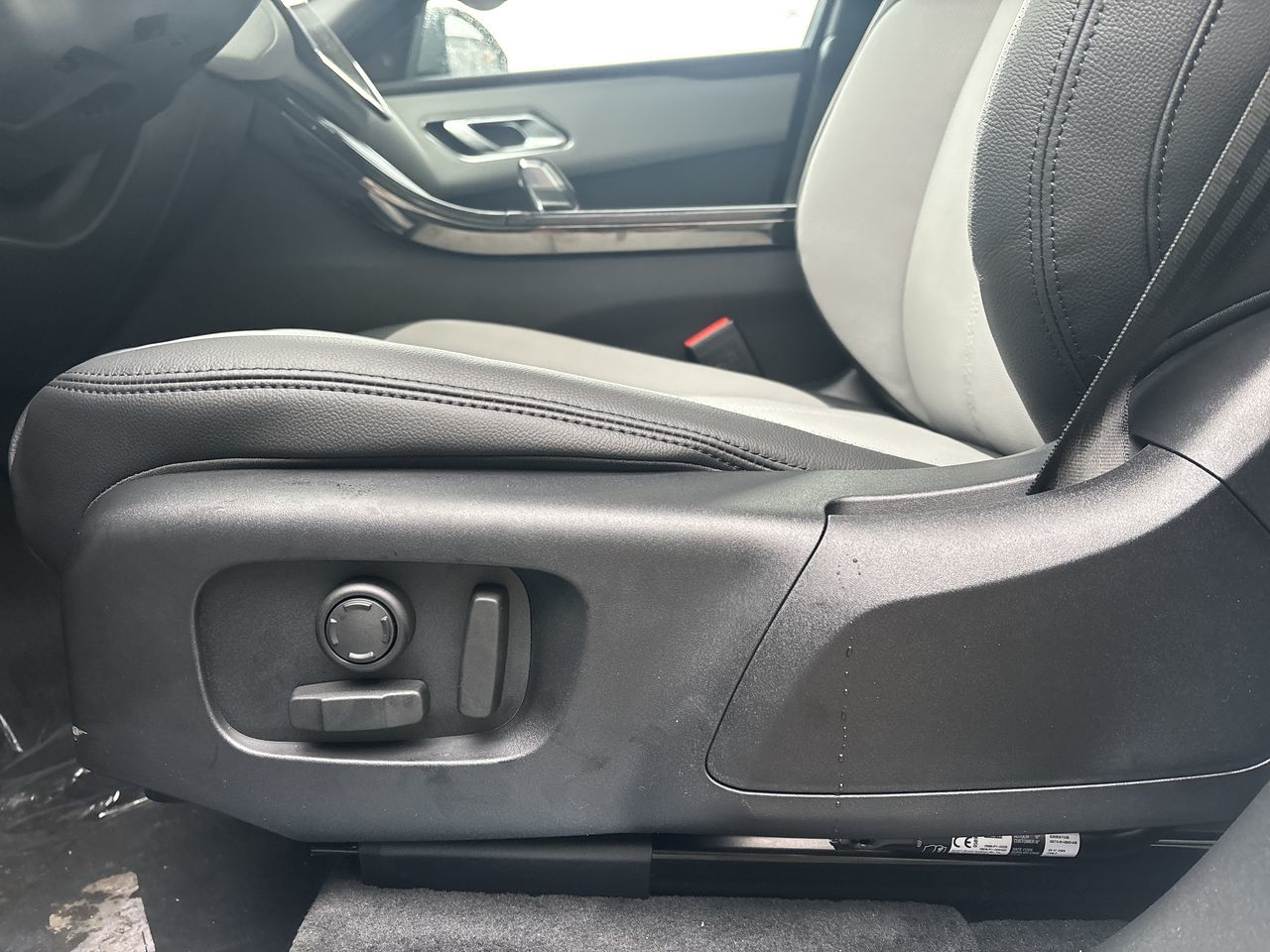 2026  Range Rover Velar