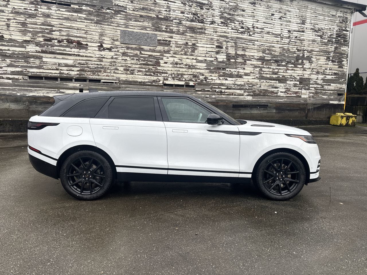 2026  Range Rover Velar
