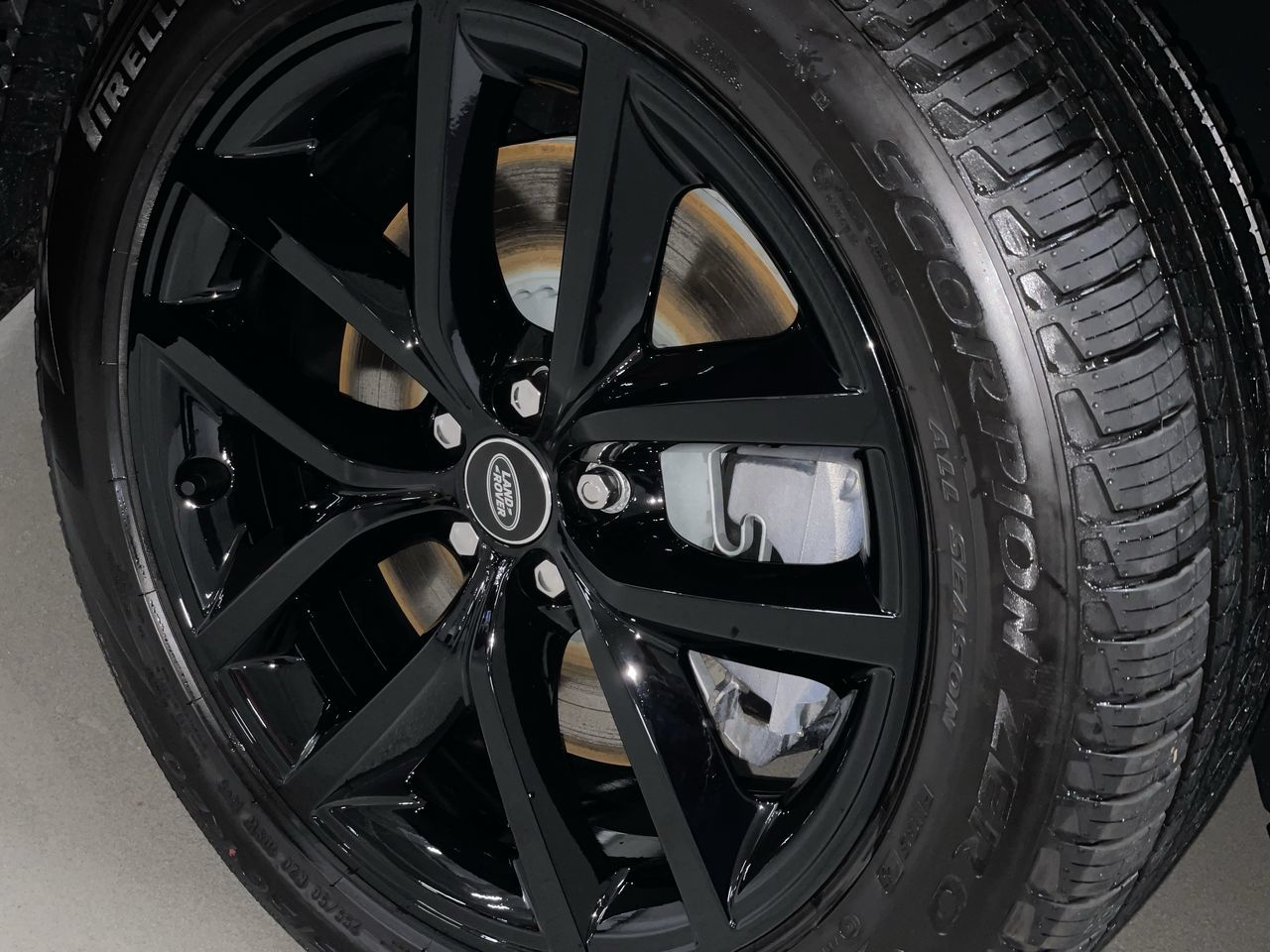 2026  Range Rover Velar