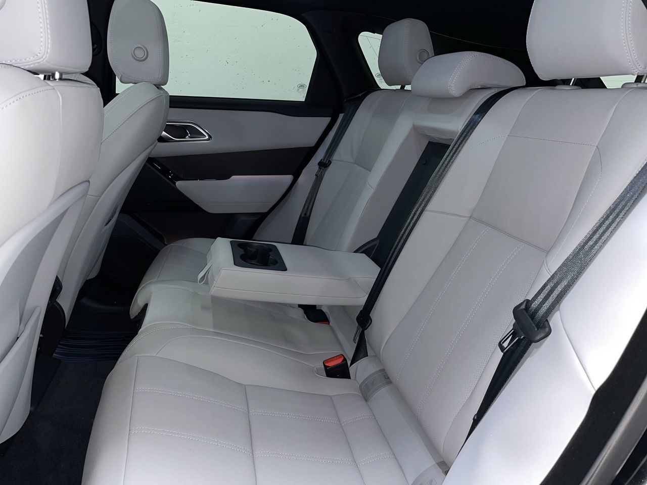 2026  Range Rover Velar