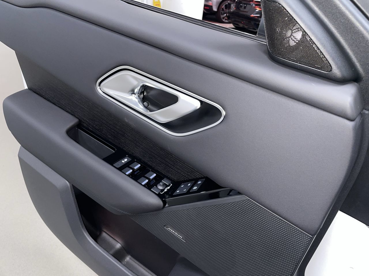 2026  Range Rover Velar