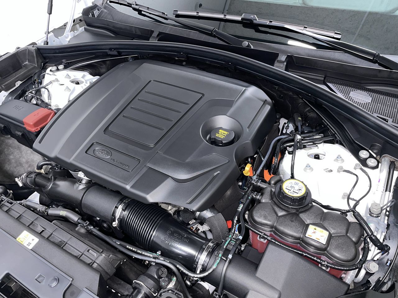 2026  Range Rover Velar