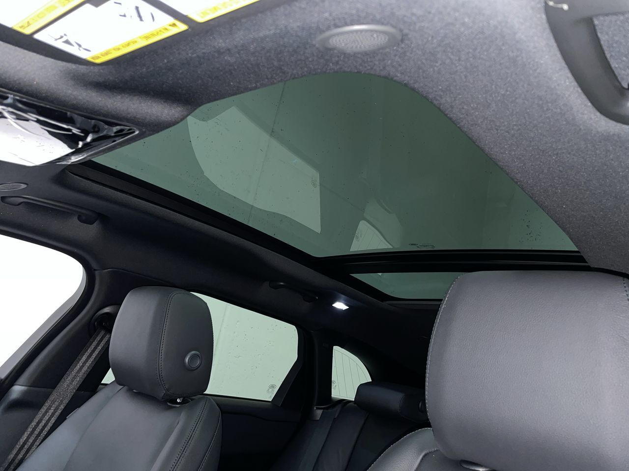 2026  Range Rover Velar