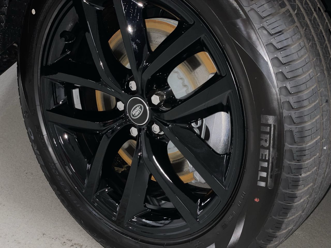 2026  Range Rover Velar