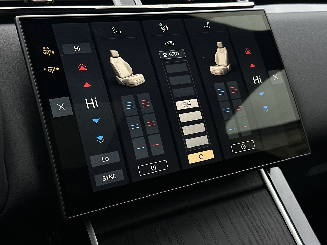 2026  Range Rover Velar