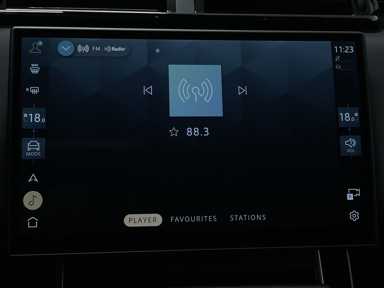 2026  Range Rover Velar