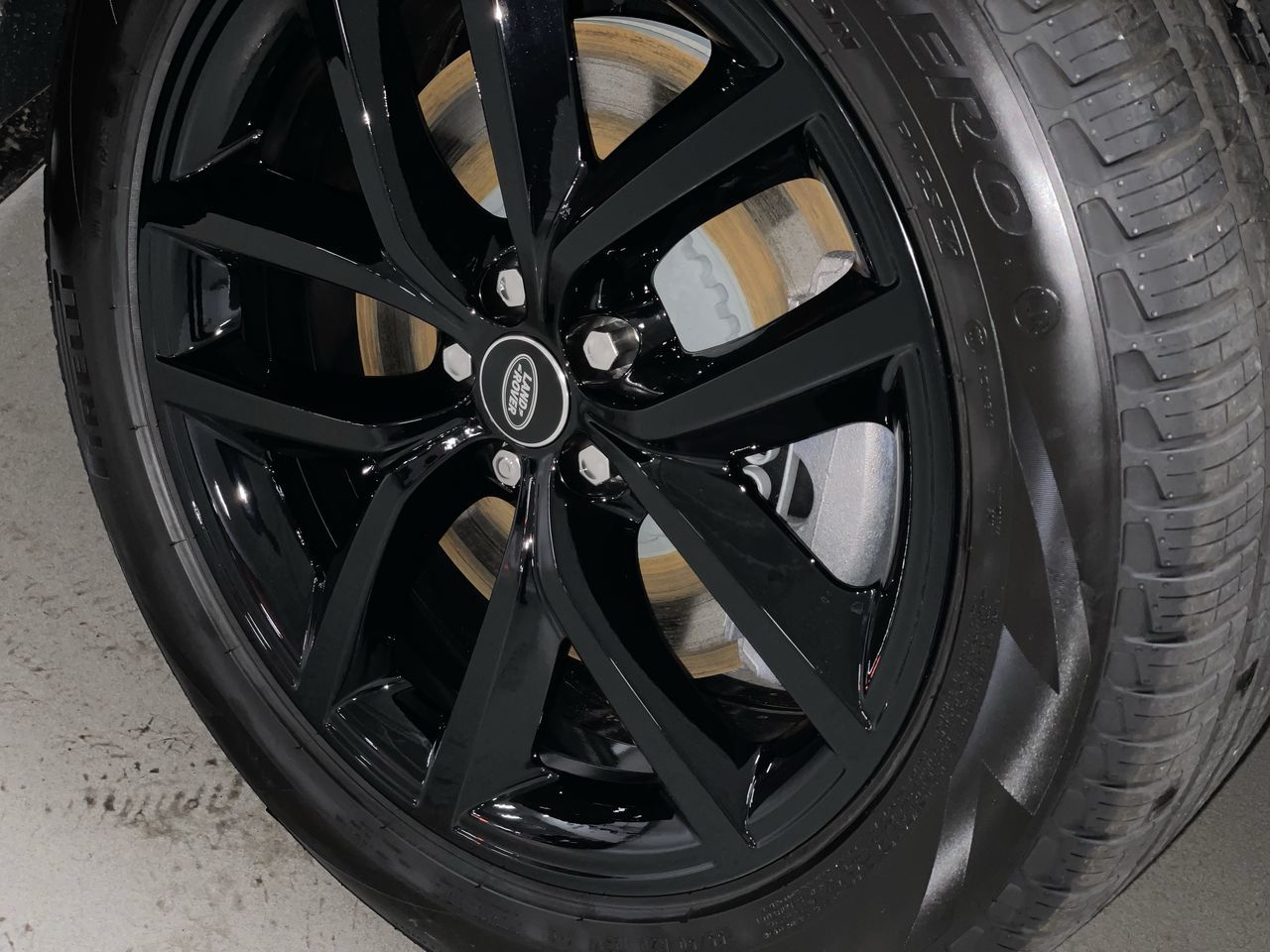 2026  Range Rover Velar