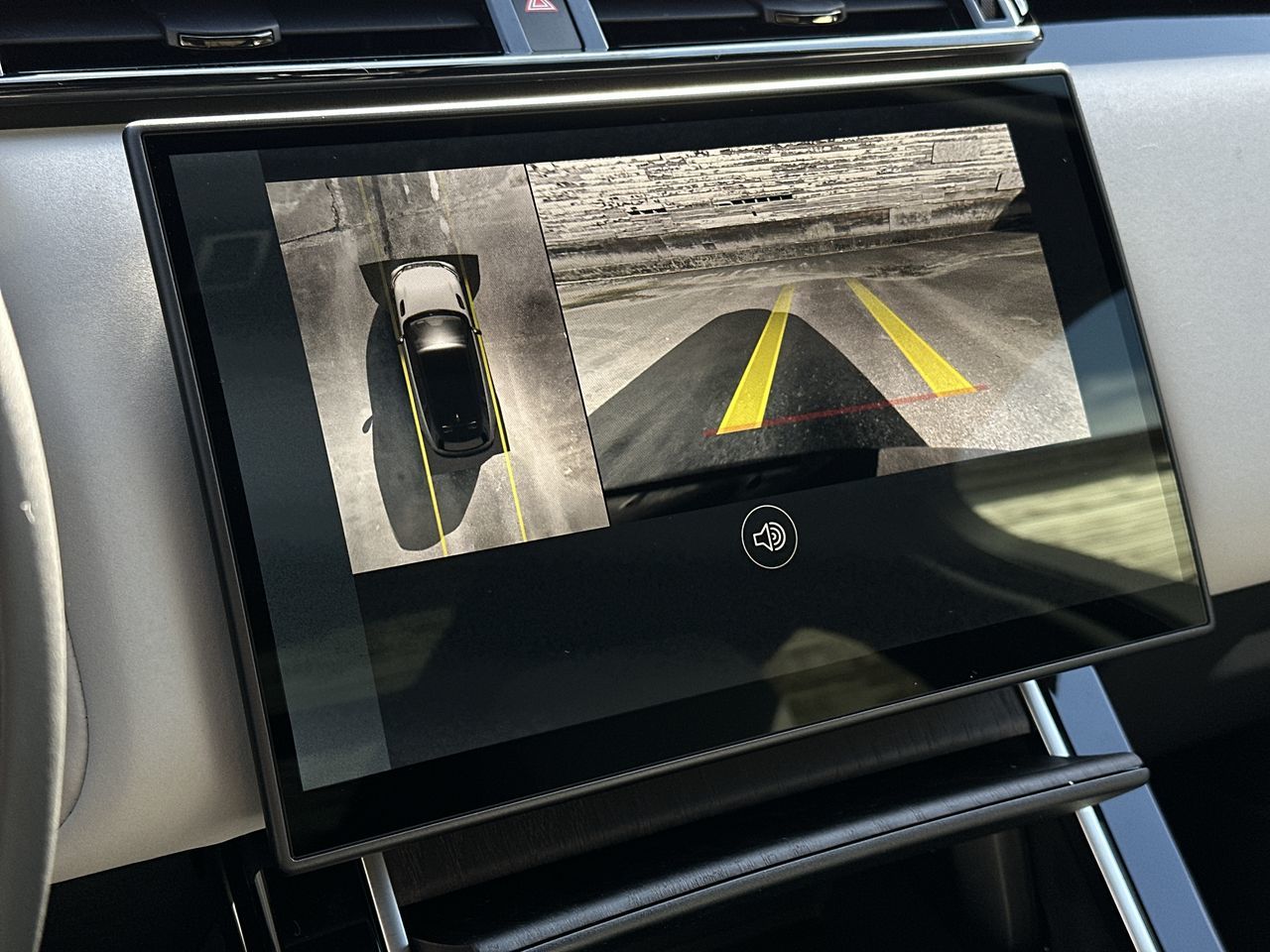 2026  Range Rover Velar