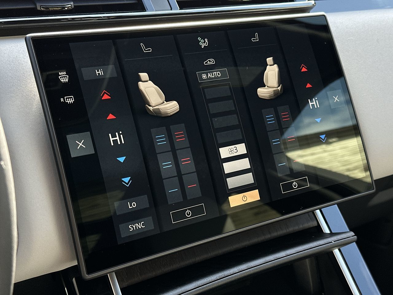 2026  Range Rover Velar