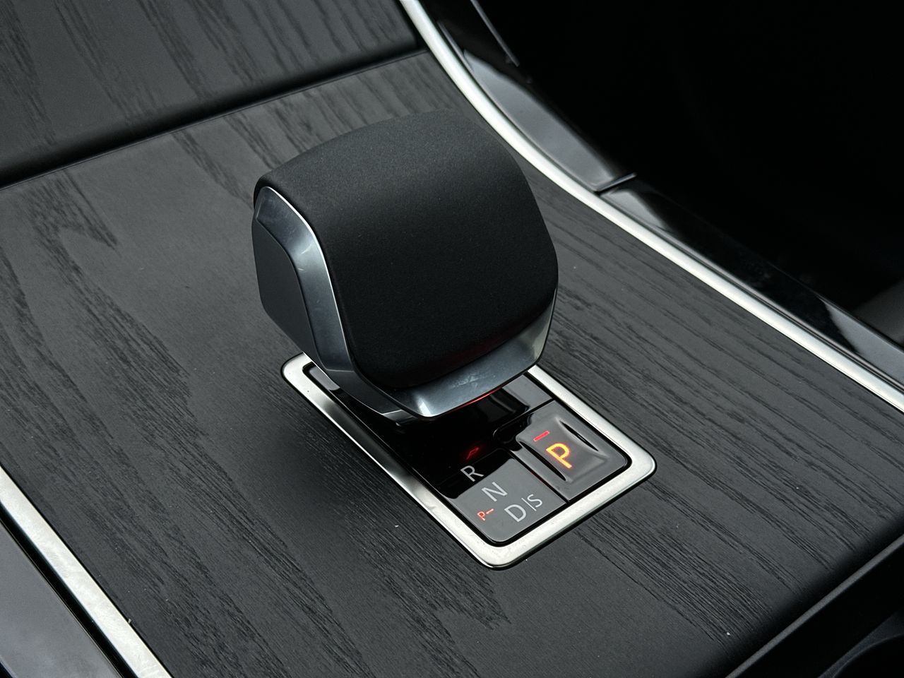 Land Rover Range Rover Velar  2026 à , Colombie-Britannique