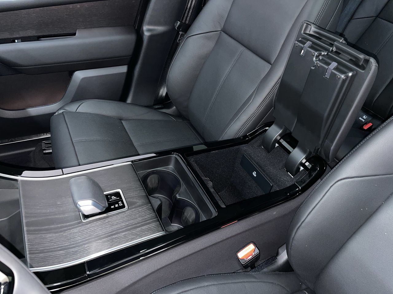 2026  Range Rover Velar