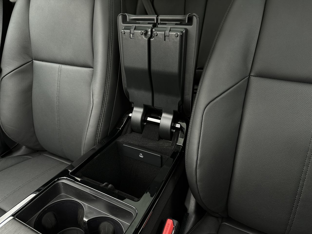 2026 Land Rover Range Rover Velar in Vancouver, British Columbia