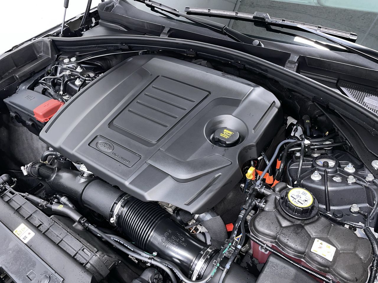 2026  Range Rover Velar