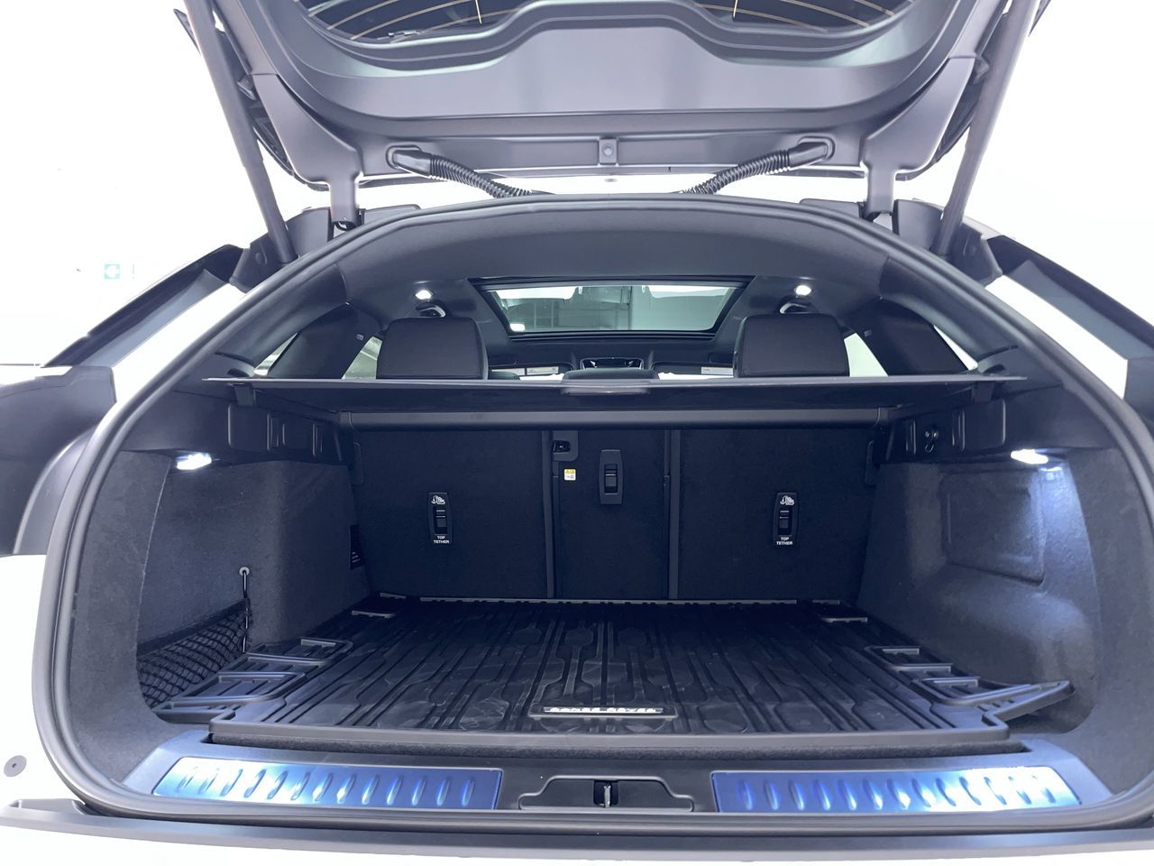 2026 Land Rover Range Rover Velar in Vancouver, British Columbia