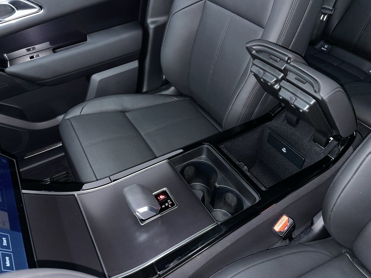 2026  Range Rover Velar