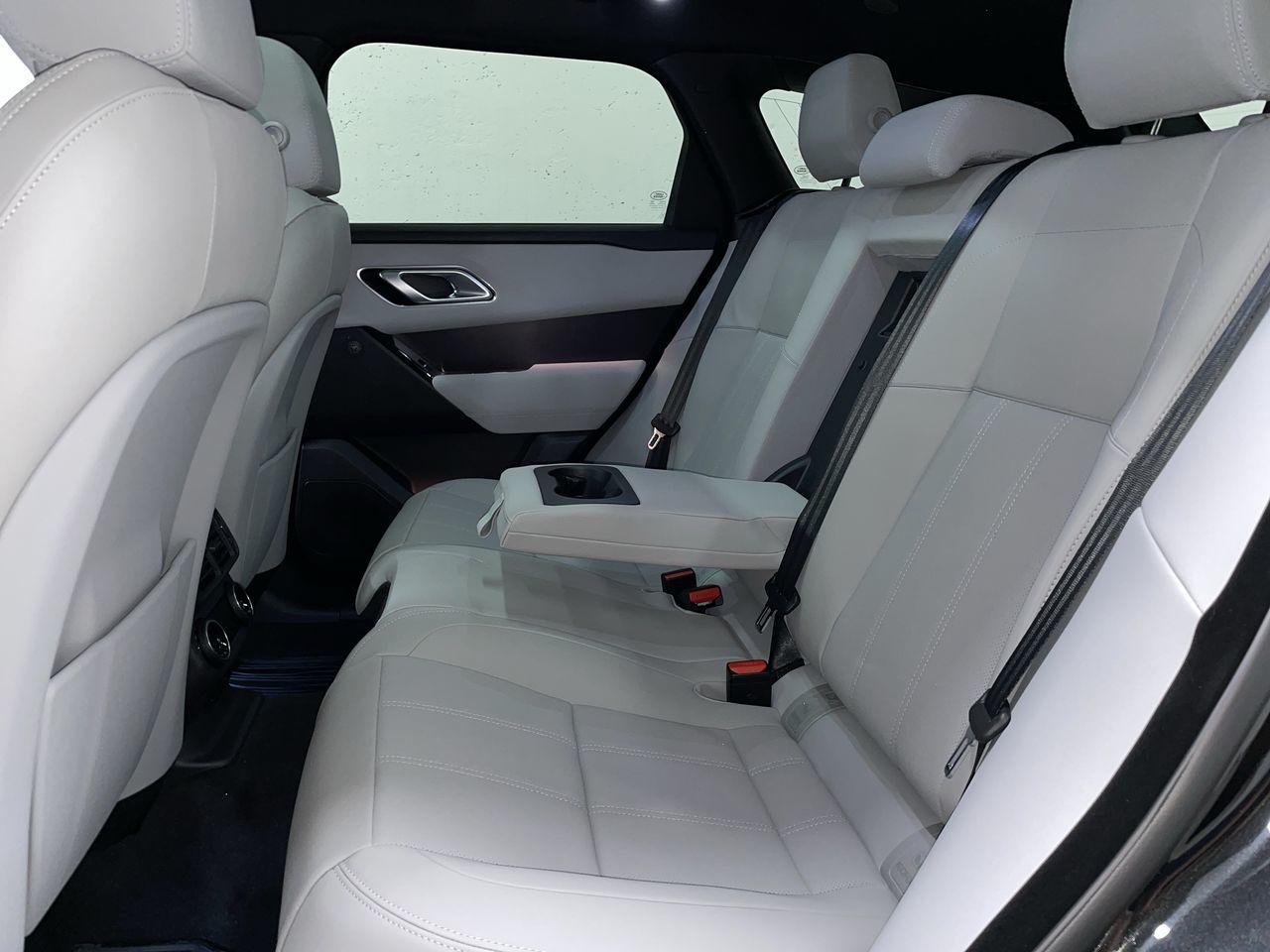 2026  Range Rover Velar