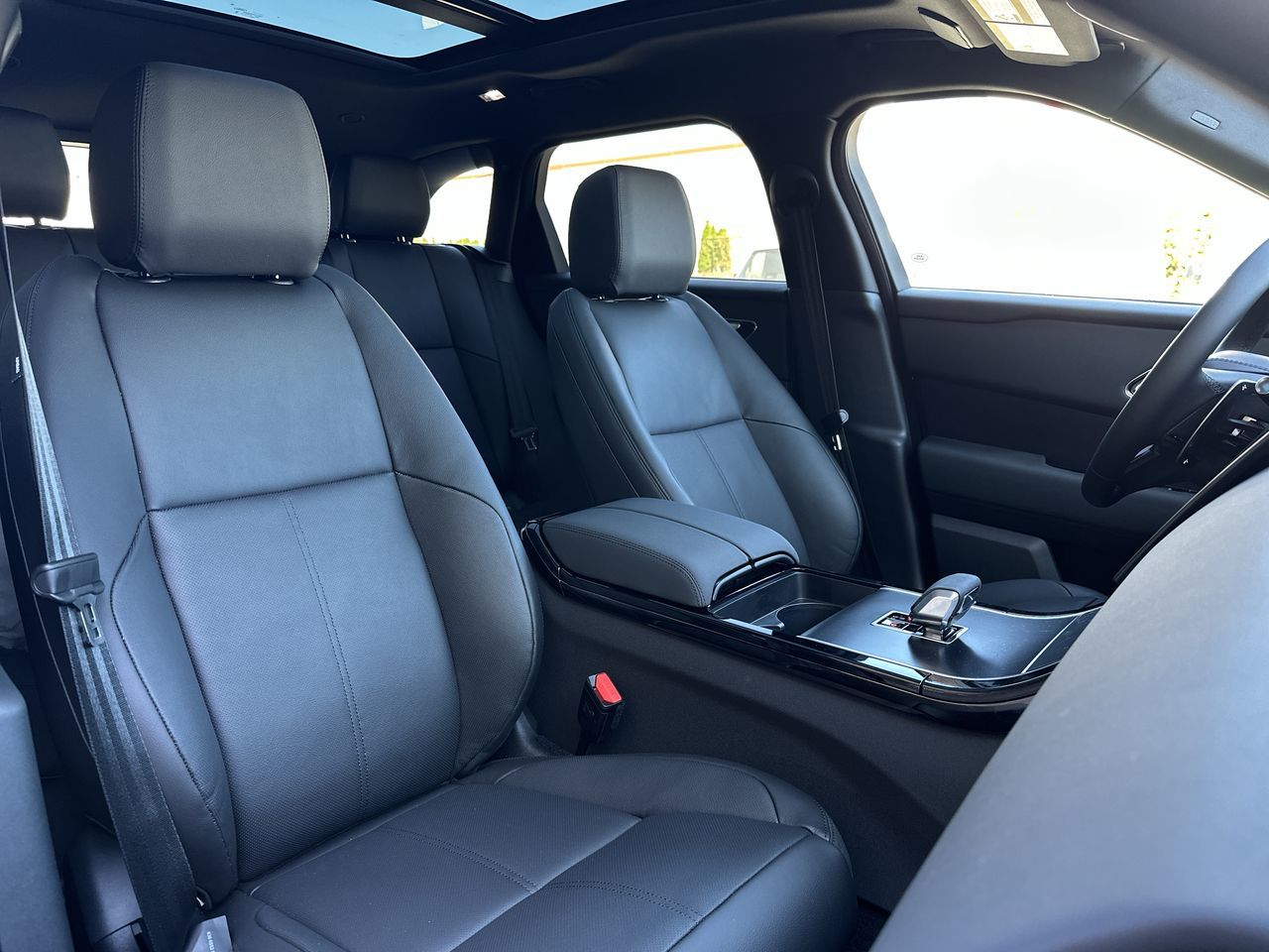 2026  Range Rover Velar