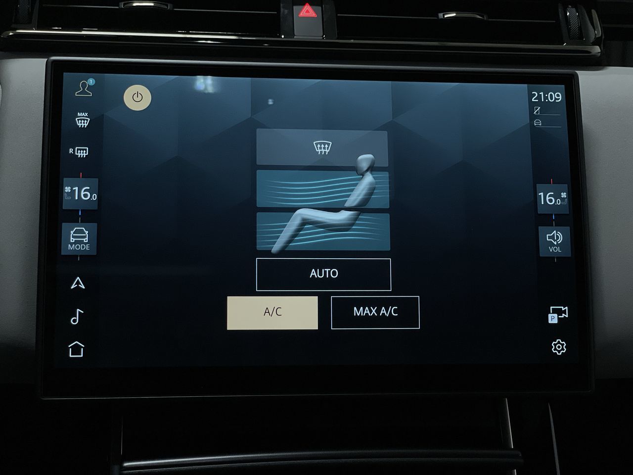 2026  Range Rover Velar
