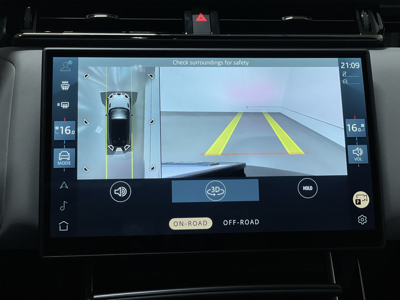 2026  Range Rover Velar
