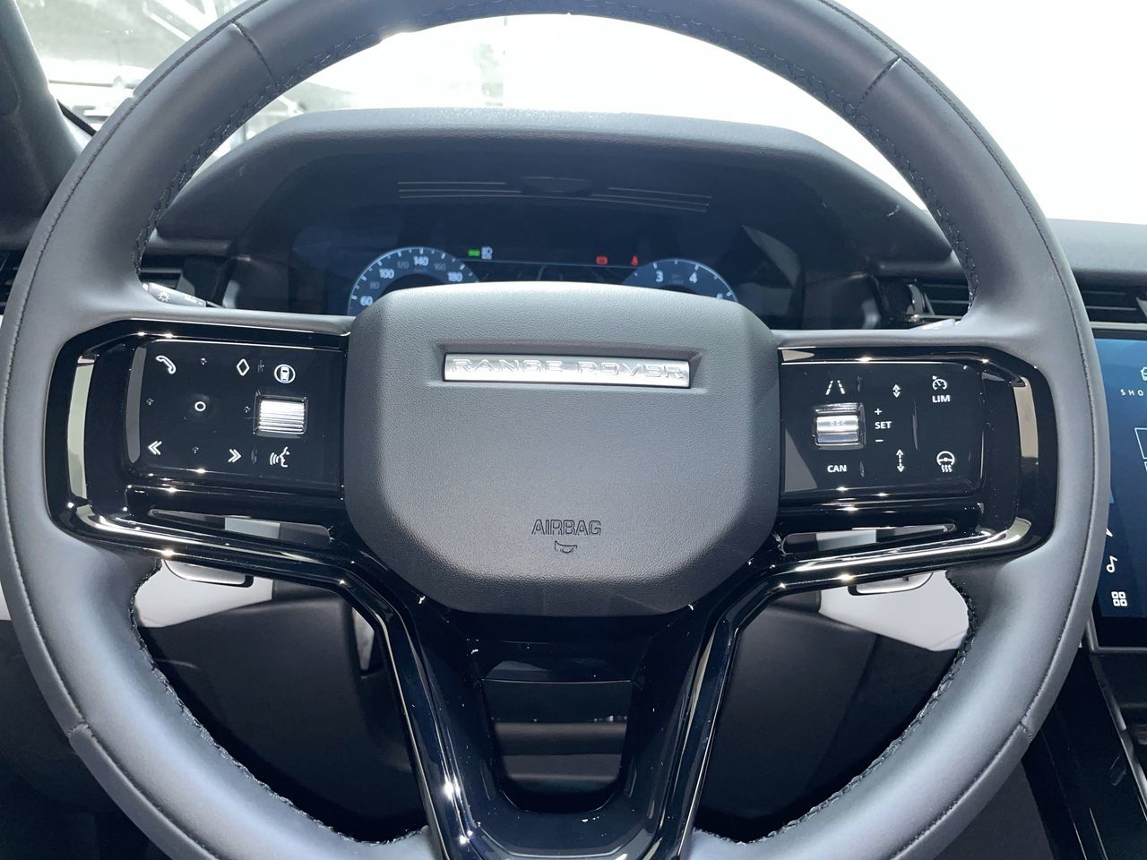 2026  Range Rover Velar