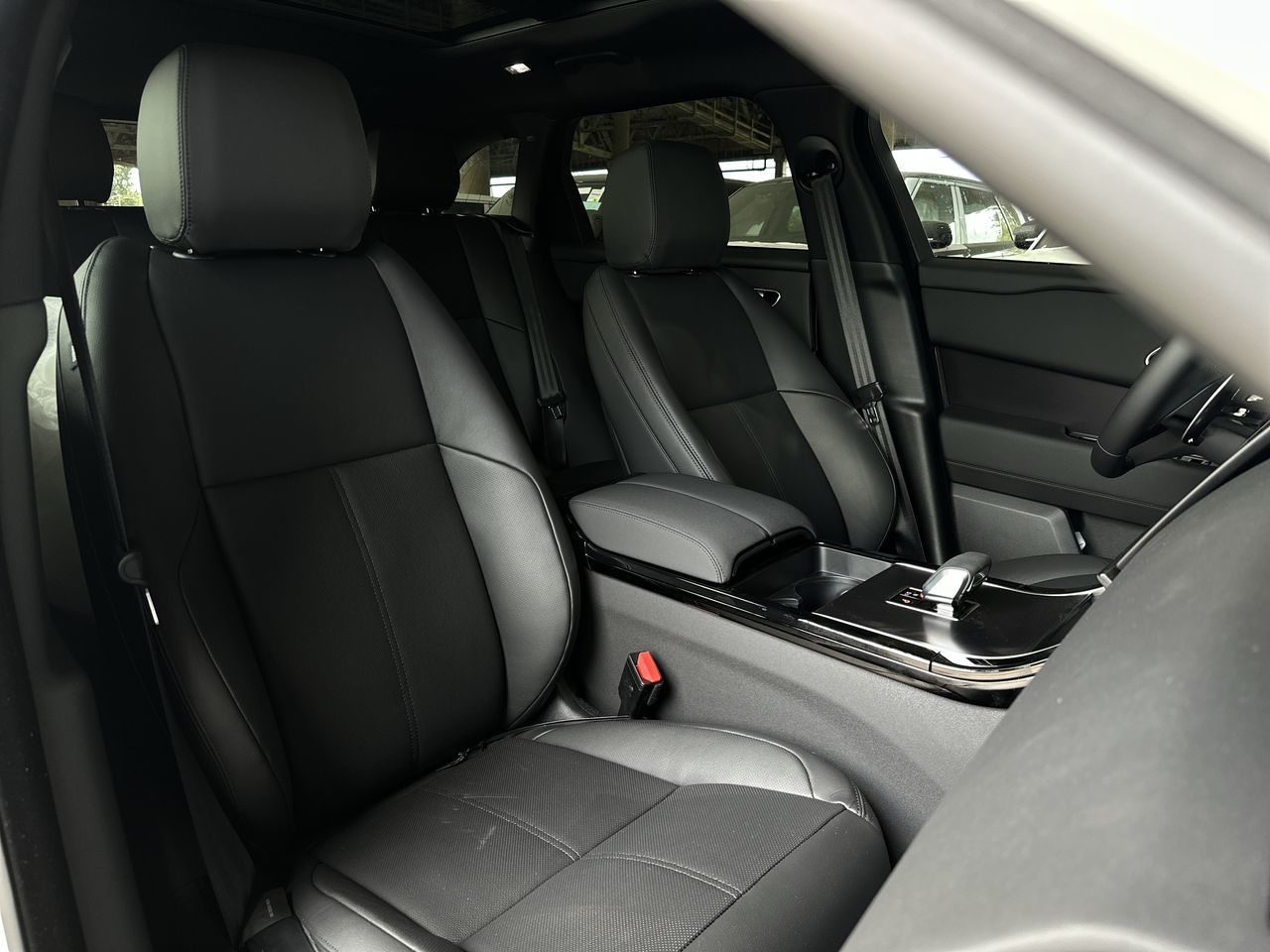 2026  Range Rover Velar
