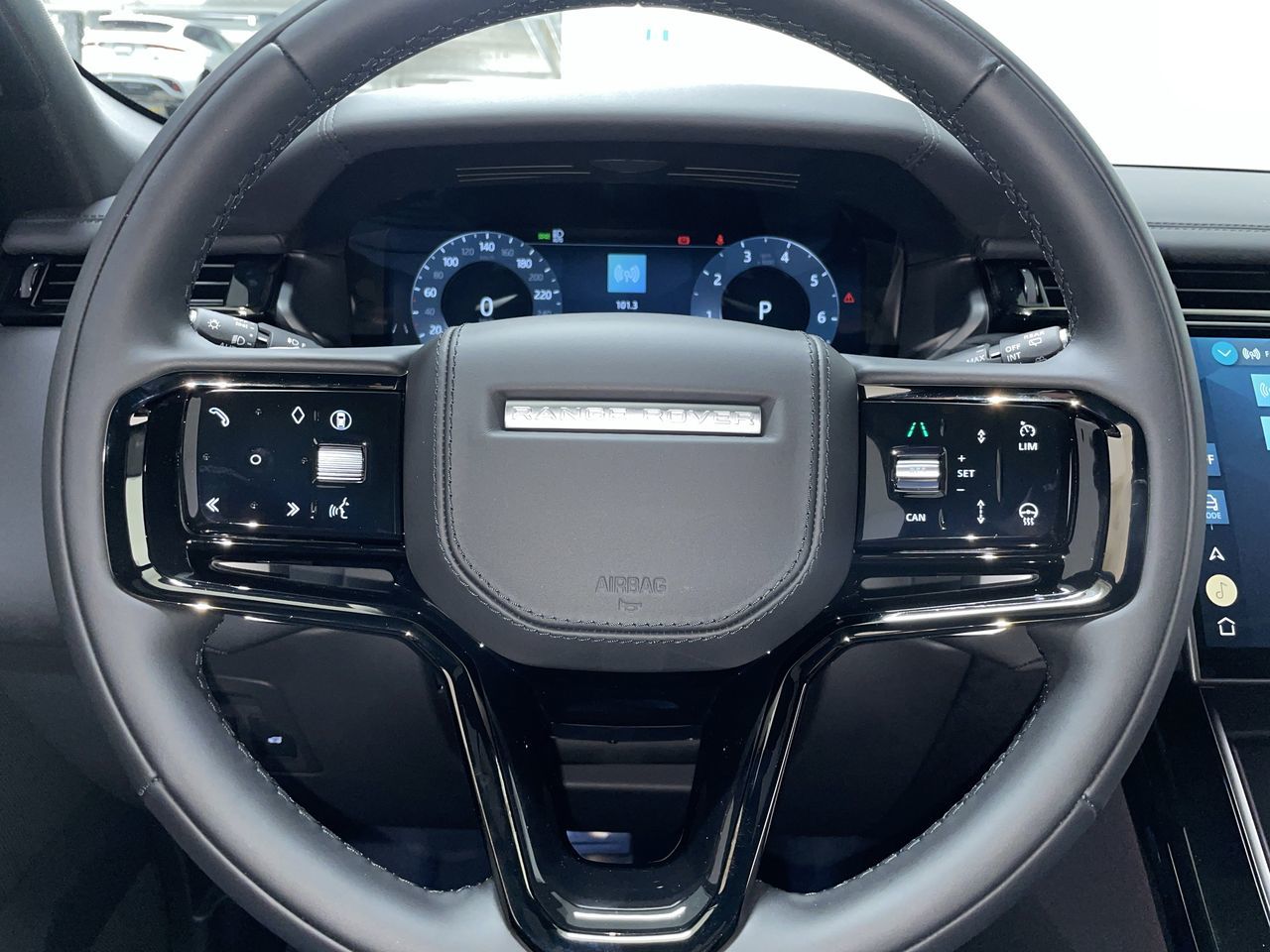 2026  Range Rover Velar