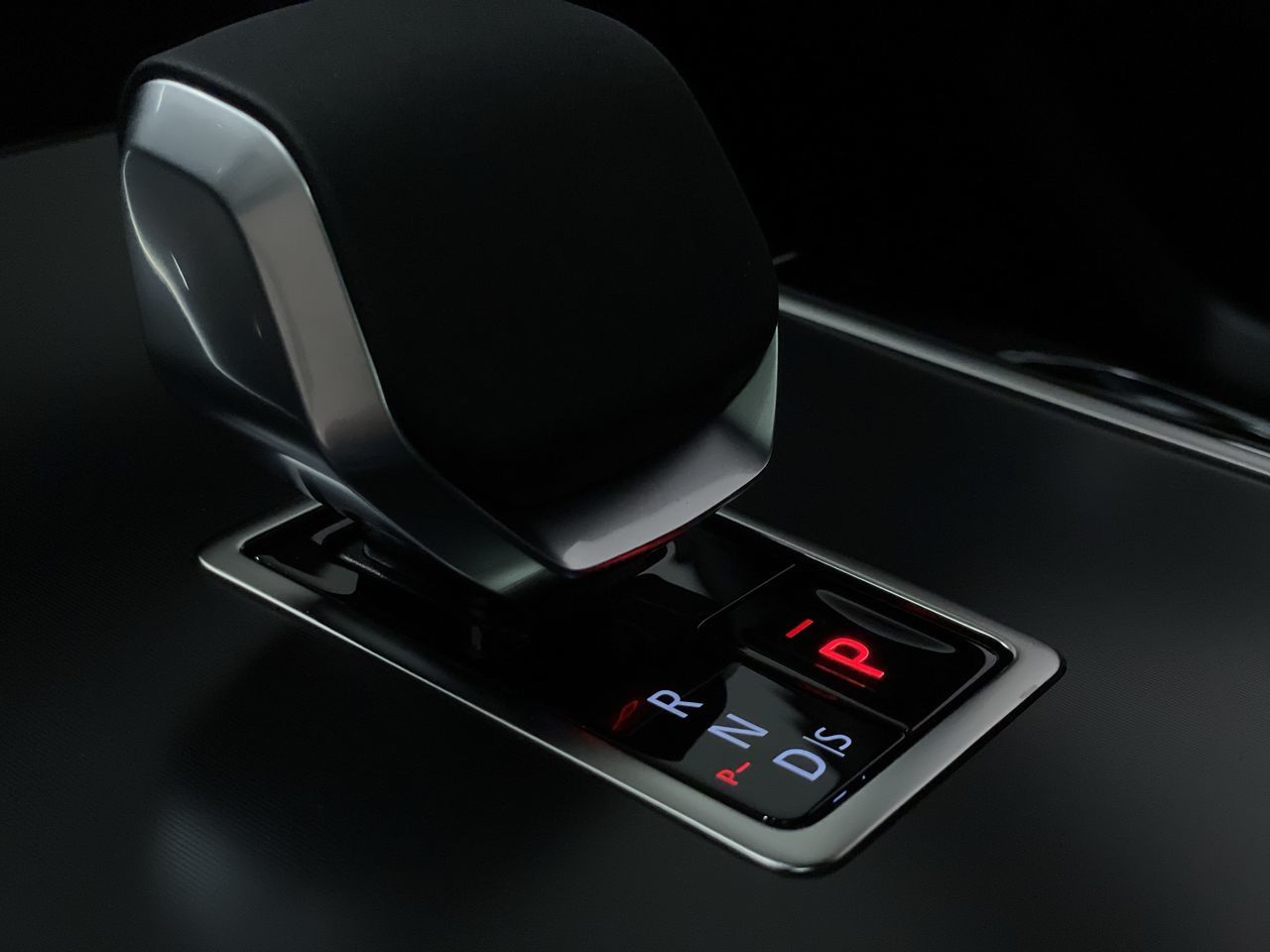 2026  Range Rover Velar