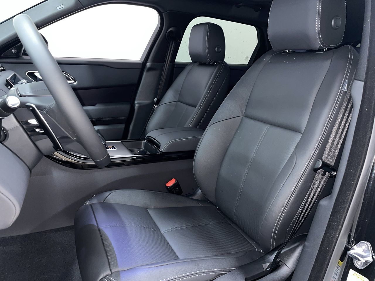 2026  Range Rover Velar