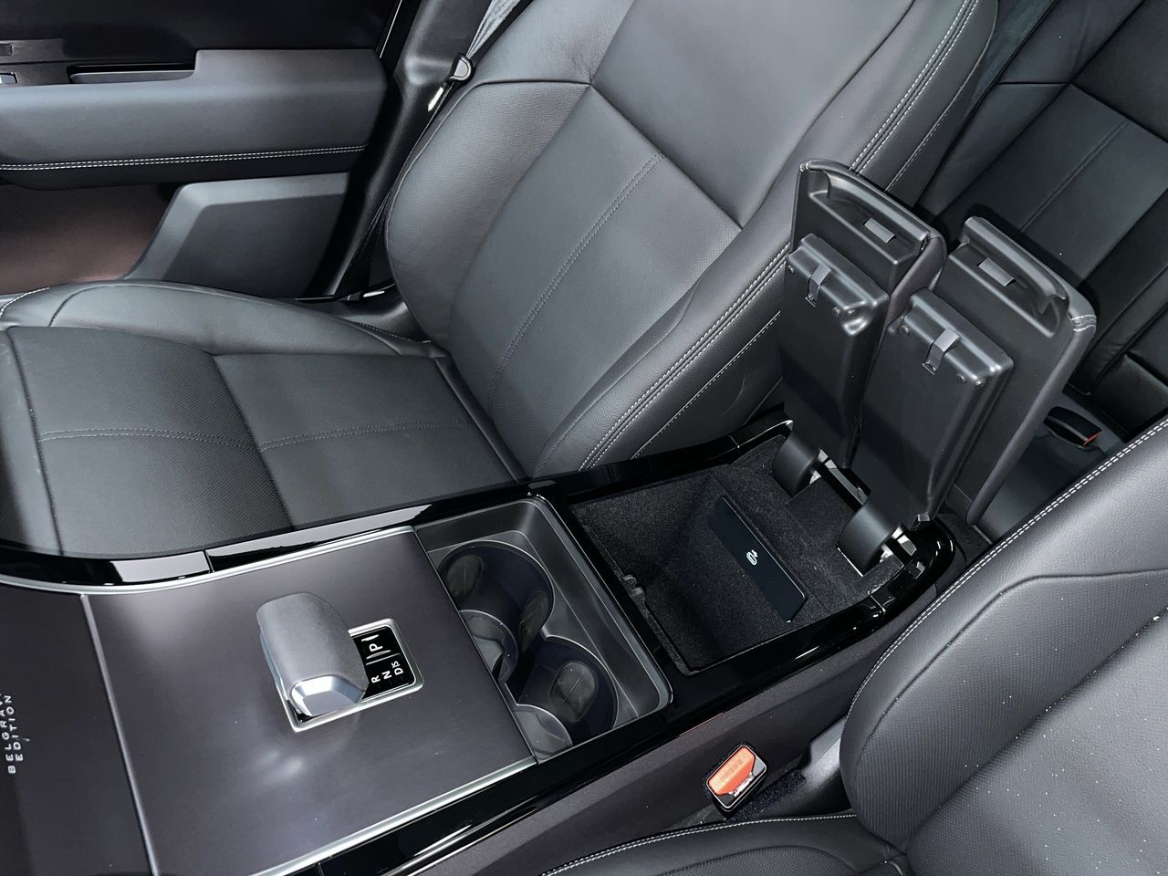 2026  Range Rover Velar