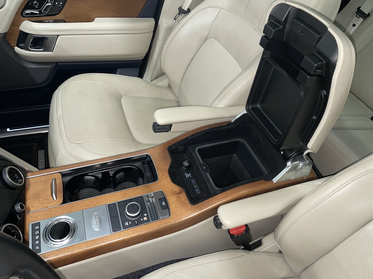 2020 Land Rover Range Rover in Vancouver, British Columbia