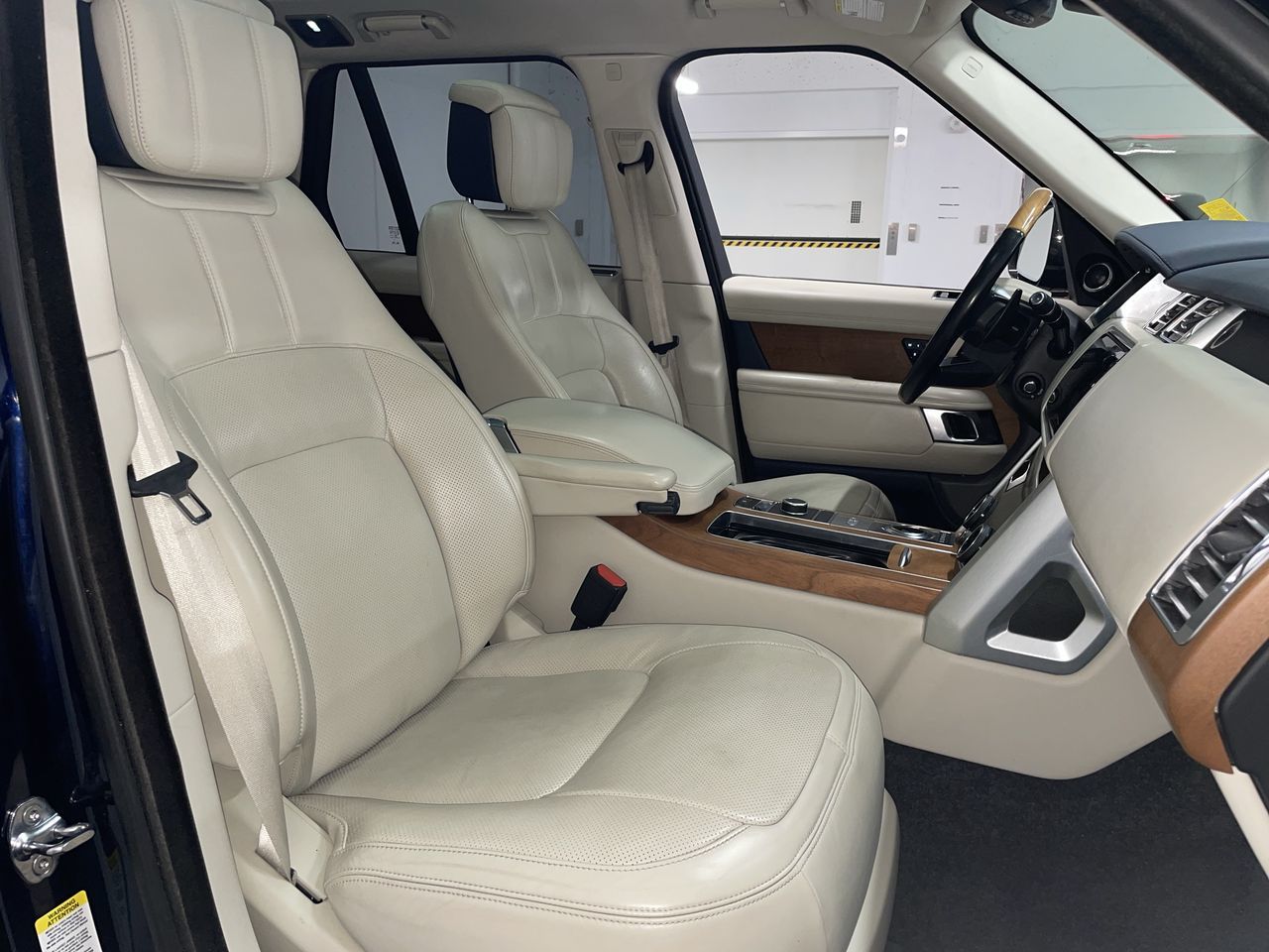 2020 Land Rover Range Rover in Vancouver, British Columbia